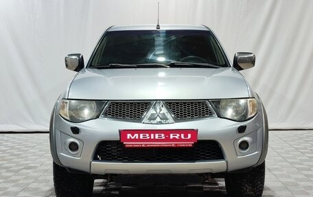 Mitsubishi L200 IV рестайлинг, 2013 год, 1 250 000 рублей, 2 фотография