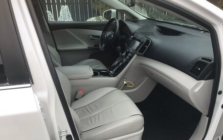 Toyota Venza I, 2012 год, 2 540 000 рублей, 10 фотография