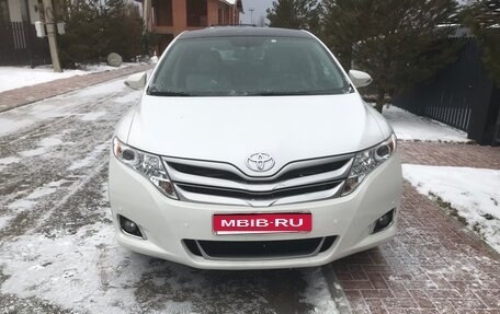 Toyota Venza I, 2012 год, 2 540 000 рублей, 1 фотография