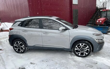 Hyundai Kona I, 2022 год, 2 100 000 рублей, 4 фотография