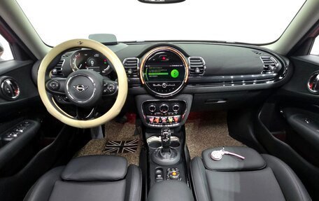 MINI Clubman, 2021 год, 2 350 000 рублей, 10 фотография