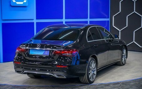 Mercedes-Benz E-Класс, 2021 год, 6 150 000 рублей, 7 фотография