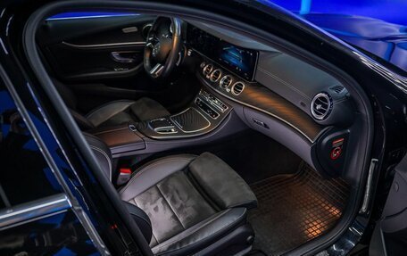 Mercedes-Benz E-Класс, 2021 год, 6 150 000 рублей, 13 фотография