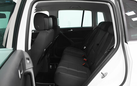 Volkswagen Tiguan I, 2011 год, 1 050 000 рублей, 16 фотография