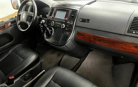 Volkswagen Multivan T5, 2006 год, 1 250 000 рублей, 11 фотография