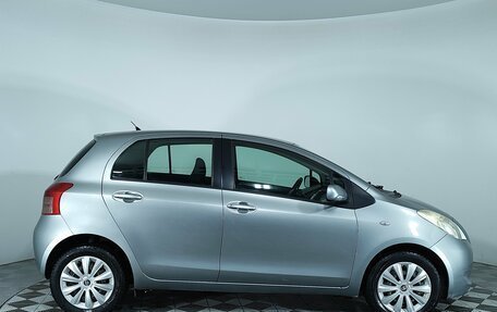 Toyota Yaris III рестайлинг, 2007 год, 649 000 рублей, 4 фотография