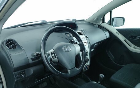 Toyota Yaris III рестайлинг, 2007 год, 649 000 рублей, 15 фотография