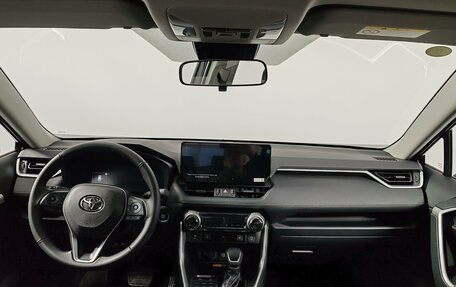 Toyota RAV4, 2025 год, 4 390 000 рублей, 10 фотография