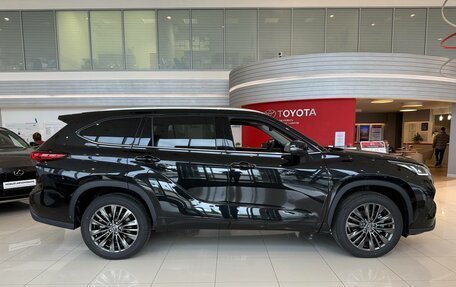 Toyota Highlander, 2025 год, 6 450 000 рублей, 6 фотография