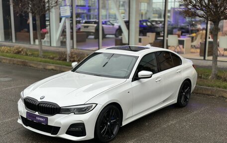 BMW 3 серия, 2019 год, 4 200 000 рублей, 11 фотография