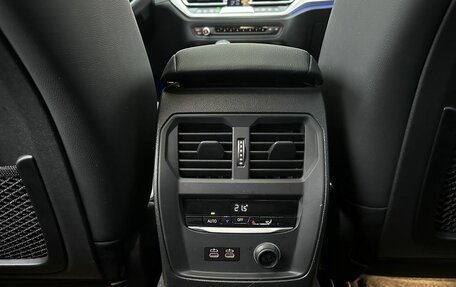 BMW 3 серия, 2019 год, 4 200 000 рублей, 21 фотография