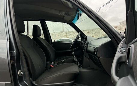 Chevrolet Niva I рестайлинг, 2019 год, 798 500 рублей, 14 фотография