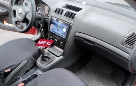 Skoda Octavia, 2010 год, 450 000 рублей, 10 фотография