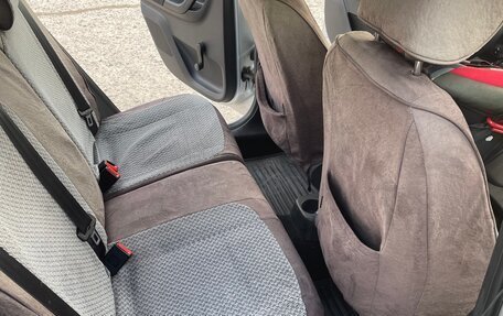 Skoda Fabia II, 2011 год, 390 000 рублей, 16 фотография