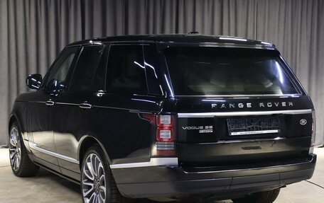 Land Rover Range Rover IV рестайлинг, 2014 год, 3 499 000 рублей, 4 фотография