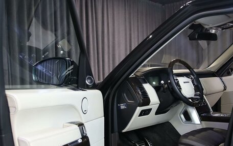 Land Rover Range Rover IV рестайлинг, 2014 год, 3 499 000 рублей, 8 фотография