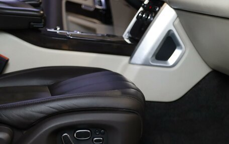 Land Rover Range Rover IV рестайлинг, 2014 год, 3 499 000 рублей, 13 фотография