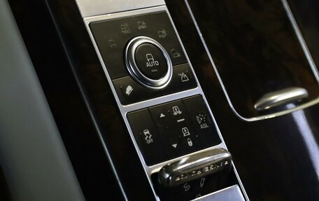 Land Rover Range Rover IV рестайлинг, 2014 год, 3 499 000 рублей, 16 фотография