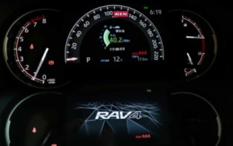 Toyota RAV4, 2025 год, 4 690 000 рублей, 15 фотография