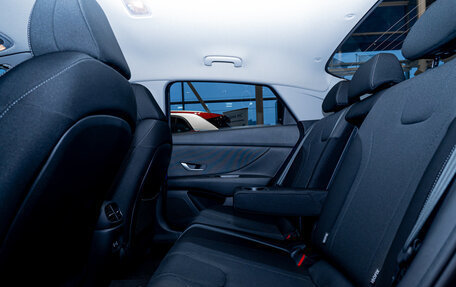 Hyundai Elantra, 2025 год, 2 950 000 рублей, 19 фотография