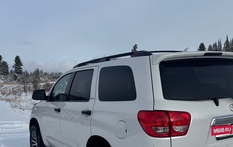 Toyota Sequoia II рестайлинг, 2009 год, 3 900 000 рублей, 2 фотография