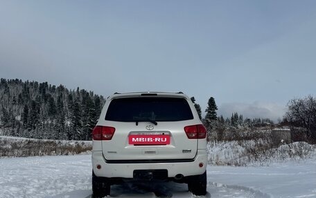 Toyota Sequoia II рестайлинг, 2009 год, 3 900 000 рублей, 4 фотография