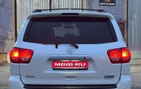 Toyota Sequoia II рестайлинг, 2009 год, 3 900 000 рублей, 8 фотография