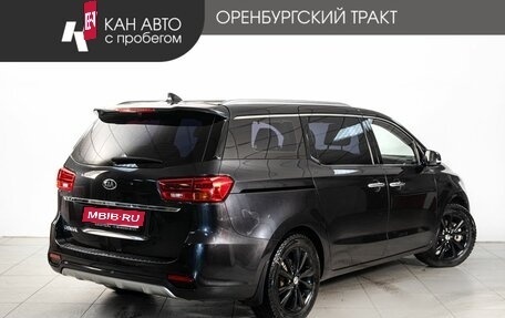 KIA Carnival III, 2019 год, 2 800 000 рублей, 3 фотография