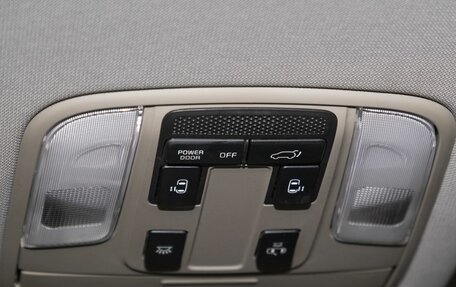 KIA Carnival III, 2019 год, 2 800 000 рублей, 17 фотография