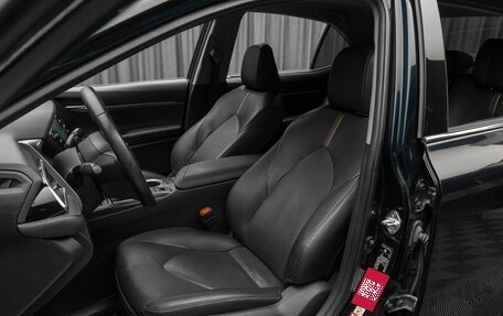 Toyota Camry, 2018 год, 2 780 000 рублей, 11 фотография