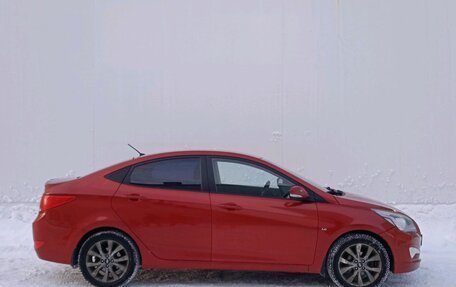 Hyundai Solaris II рестайлинг, 2015 год, 790 000 рублей, 4 фотография