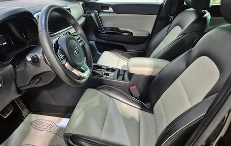 KIA Sportage IV рестайлинг, 2019 год, 2 600 000 рублей, 12 фотография