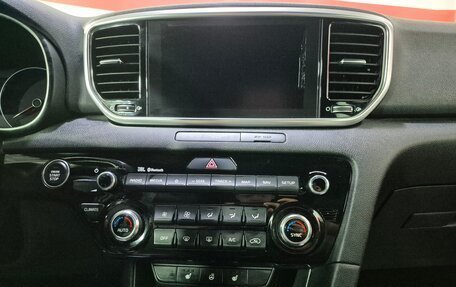 KIA Sportage IV рестайлинг, 2019 год, 2 600 000 рублей, 18 фотография