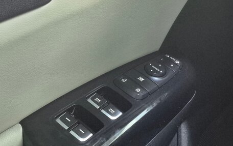 KIA Sportage IV рестайлинг, 2019 год, 2 600 000 рублей, 17 фотография