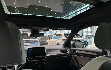 Volkswagen T-Roc I, 2025 год, 3 695 000 рублей, 13 фотография