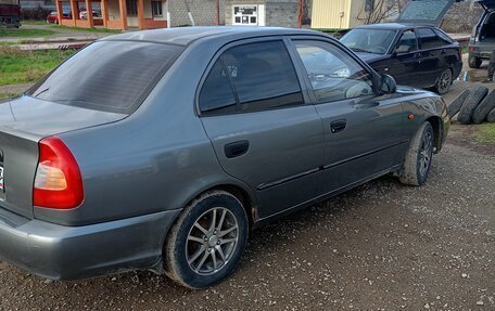 Hyundai Accent II, 2005 год, 400 000 рублей, 2 фотография