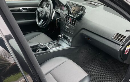 Mercedes-Benz C-Класс, 2010 год, 1 230 000 рублей, 9 фотография