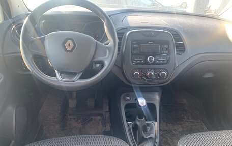Renault Kaptur I рестайлинг, 2019 год, 995 000 рублей, 4 фотография