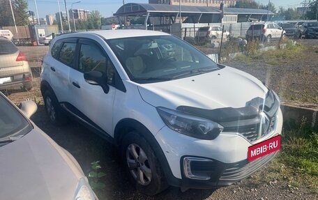 Renault Kaptur I рестайлинг, 2019 год, 995 000 рублей, 1 фотография