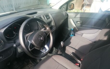 Renault Logan II, 2020 год, 456 000 рублей, 6 фотография