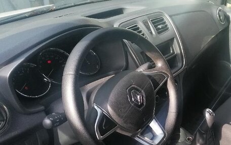 Renault Logan II, 2020 год, 456 000 рублей, 7 фотография