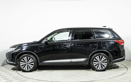 Mitsubishi Outlander III рестайлинг 3, 2018 год, 1 849 777 рублей, 8 фотография