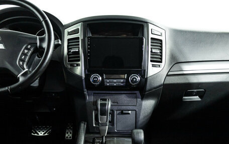 Mitsubishi Pajero IV, 2015 год, 2 589 898 рублей, 14 фотография