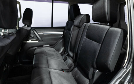 Mitsubishi Pajero IV, 2015 год, 2 589 898 рублей, 10 фотография