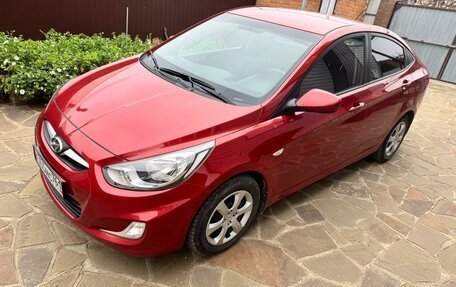 Hyundai Solaris II рестайлинг, 2012 год, 930 000 рублей, 2 фотография
