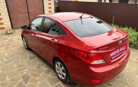 Hyundai Solaris II рестайлинг, 2012 год, 930 000 рублей, 4 фотография