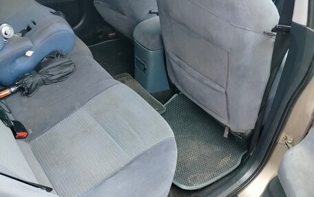 Nissan Primera III, 2005 год, 210 000 рублей, 16 фотография