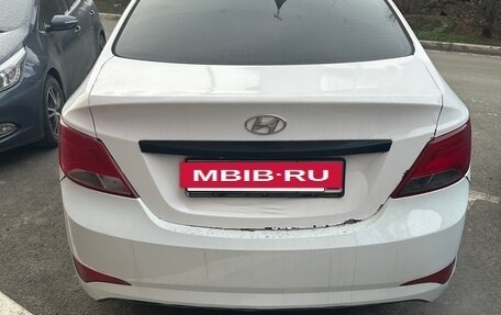 Hyundai Solaris II рестайлинг, 2015 год, 540 000 рублей, 4 фотография