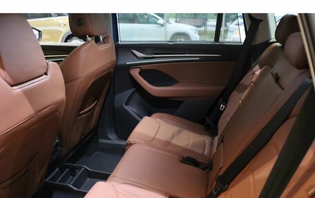 Skoda Kodiaq, 2025 год, 6 350 000 рублей, 11 фотография