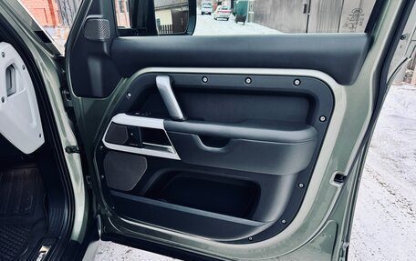 Land Rover Defender II, 2020 год, 5 500 000 рублей, 31 фотография